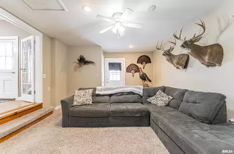 403 W Market St, Emden, IL 62635 photo 24