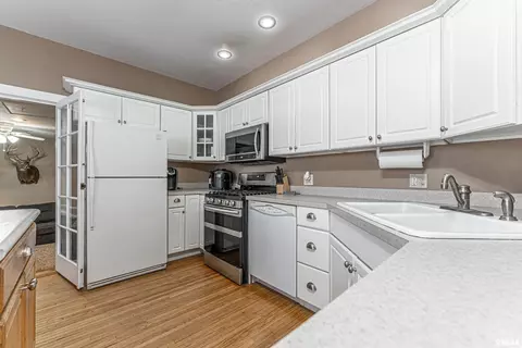 403 W Market St, Emden, IL 62635 photo 20