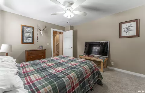 403 W Market St, Emden, IL 62635 photo 17