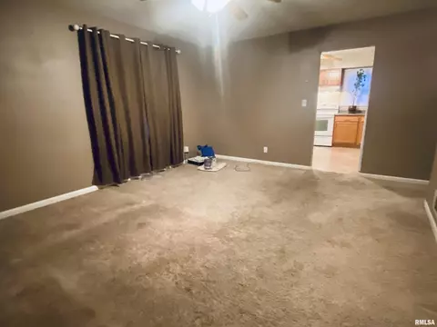 2 Melody Ln, Springfield, IL 62702 photo 8