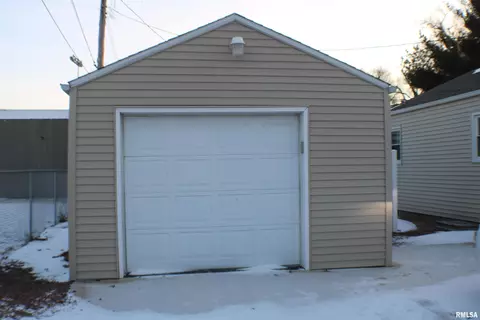 2 Melody Ln, Springfield, IL 62702 photo 13