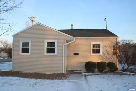 2 Melody Ln, Springfield, IL 62702 photo 2