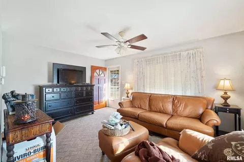 2001 N 19th St, Springfield, IL 62702 photo 10