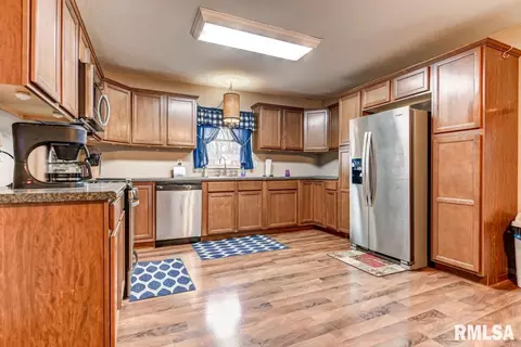 3213 Warner Dr, Springfield, IL 62703 photo 11