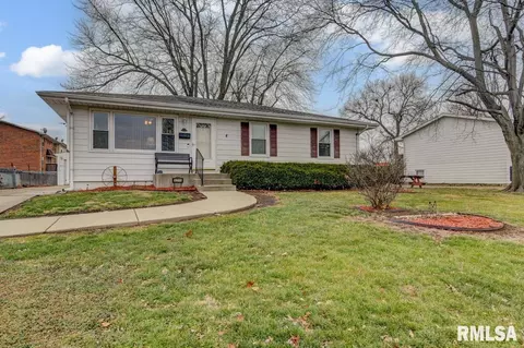 3213 Warner Dr, Springfield, IL 62703 photo 3