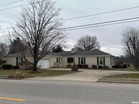 2828 Harrison St, Quincy, IL 62301