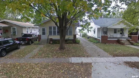 1309 W Edwards St, Springfield, IL 62704 photo 1