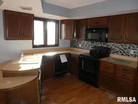 2714 Tozer Rd, Springfield, IL 62707 photo 10