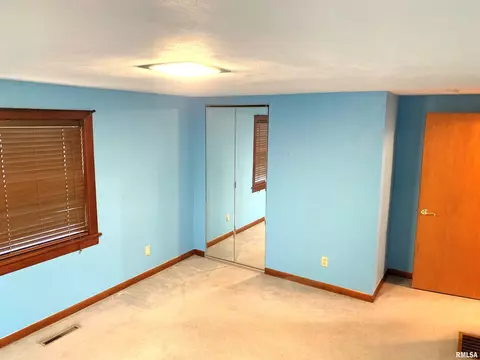 1409 S Walnut St, Springfield, IL 62704 photo 20