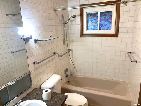1409 S Walnut St, Springfield, IL 62704 photo 7