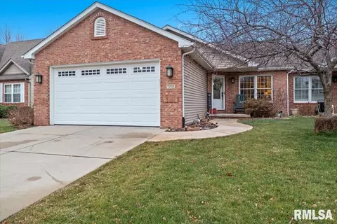 7207 Preston Dr, Springfield, IL 62711 photo 1