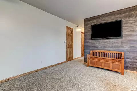 2201 E Black Ave, Springfield, IL 62702 photo 5