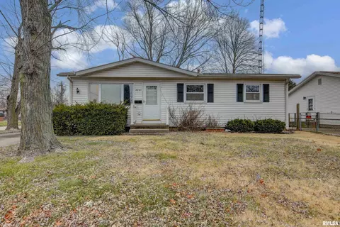 2201 E Black Ave, Springfield, IL 62702 photo 1
