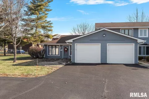 10 Brookside Pl, Springfield, IL 62704 photo 2