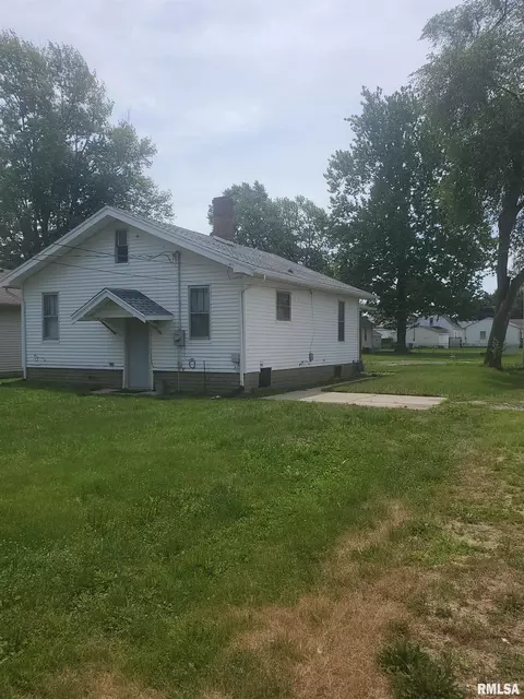 1701 Watch Ave, Springfield, IL 62702 photo 12