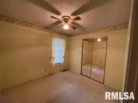 3013 Barrybrook Ct, Springfield, IL 62702 photo 8
