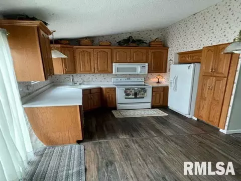 3013 Barrybrook Ct, Springfield, IL 62702 photo 7