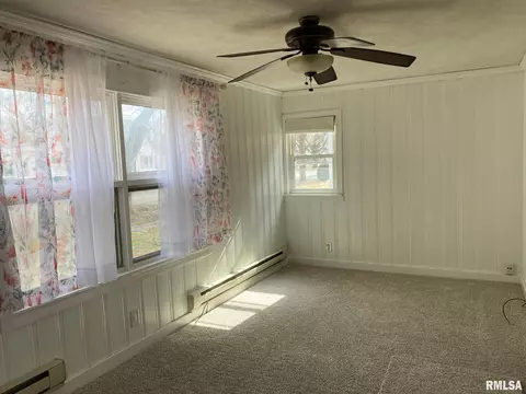 2805 S State St, Springfield, IL 62704 photo 3