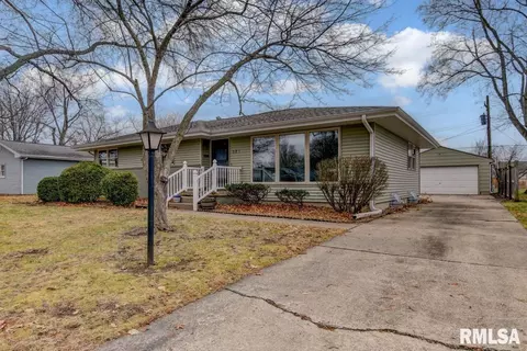 321 Kenyon Dr, Springfield, IL 62704 photo 2