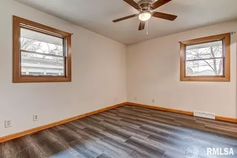 321 Kenyon Dr, Springfield, IL 62704 photo 20