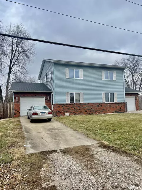 1001 Hoechester Rd, Springfield, IL 62712 photo 1