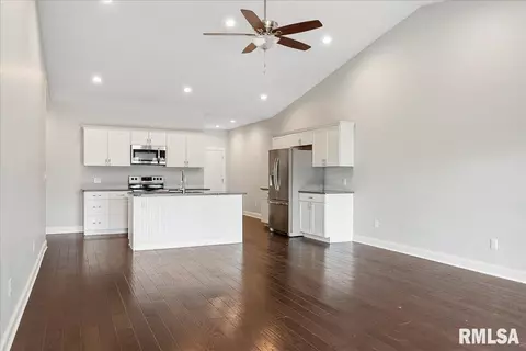 300 Harbor Point Pl, Springfield, IL 62712 photo 19