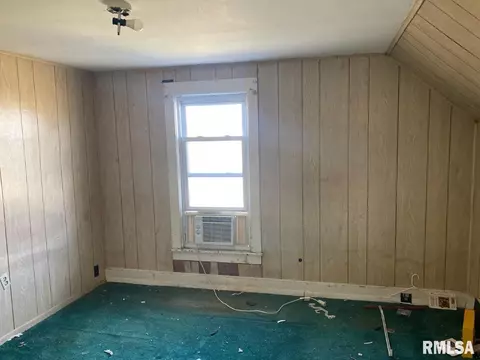 4411 E County Rd, Avon, IL 61415 photo 10