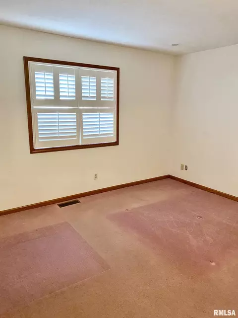 3017 Turning Mill Dr, Springfield, IL 62704 photo 11