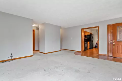 2120 Westview Dr, Springfield, IL 62704 photo 7