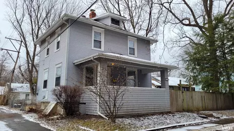 615 S Park St, Springfield, IL 62704 photo 4