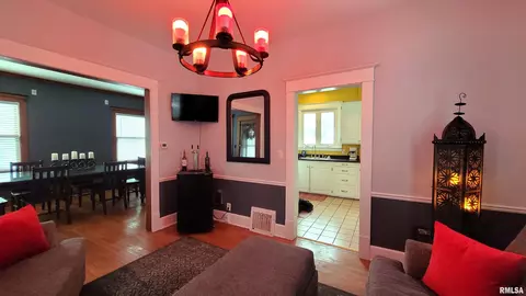 615 S Park St, Springfield, IL 62704 photo 17