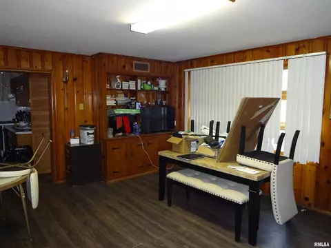 2835 S Lincoln Ave, Springfield, IL 62704 photo 2