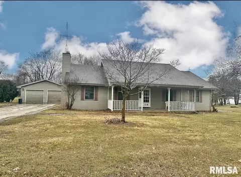 914 N Main St, Abingdon, IL 61410 photo 1