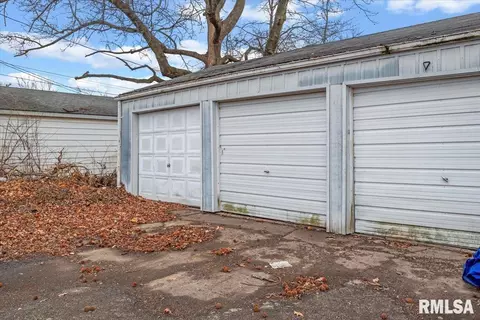 221 E Pine St, Springfield, IL 62704 photo 30