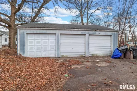 221 E Pine St, Springfield, IL 62704 photo 4