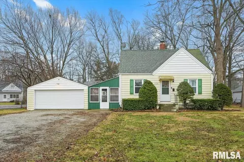 2124 E Hood St, Springfield, IL 62703 photo 1