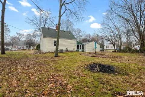 2124 E Hood St, Springfield, IL 62703 photo 17