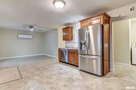 2077 Stonehenge Rd, Springfield, IL 62702 photo 10