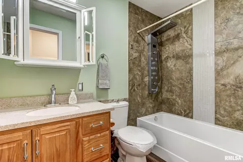 2077 Stonehenge Rd, Springfield, IL 62702 photo 28