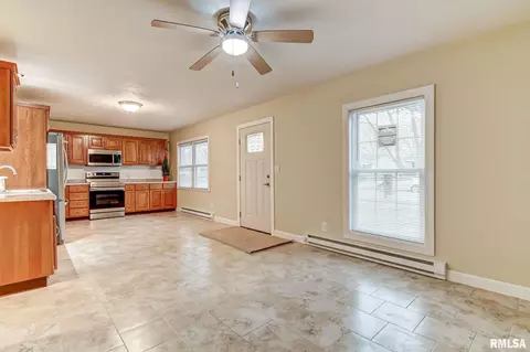 2077 Stonehenge Rd, Springfield, IL 62702 photo 6