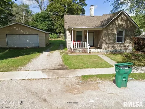 1905 Renfro St, Springfield, IL 62703 photo 1