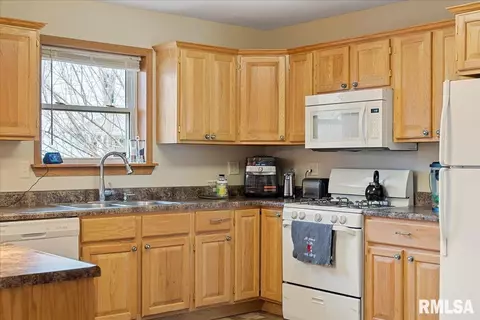 821 W Washington St, Springfield, IL 62702 photo 11