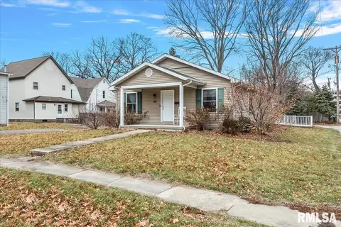 821 W Washington St, Springfield, IL 62702 photo 2