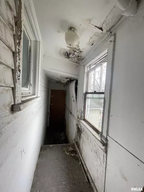 1347 N 4th St, Springfield, IL 62702 photo 13