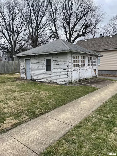 1347 N 4th St, Springfield, IL 62702 photo 14