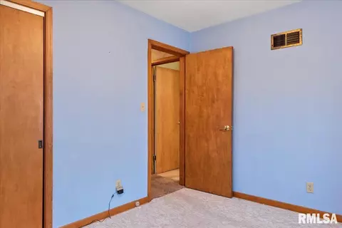 1621 N 19th St, Springfield, IL 62702 photo 14