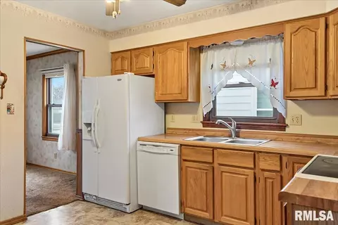 1621 N 19th St, Springfield, IL 62702 photo 10