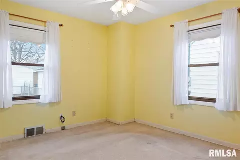 1621 N 19th St, Springfield, IL 62702 photo 15