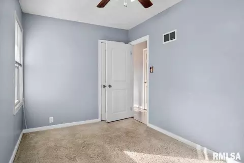 124 E Lincoln St, Greenview, IL 62642 photo 18