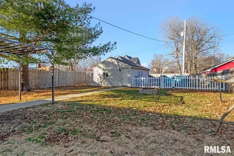 124 E Lincoln St, Greenview, IL 62642 photo 22